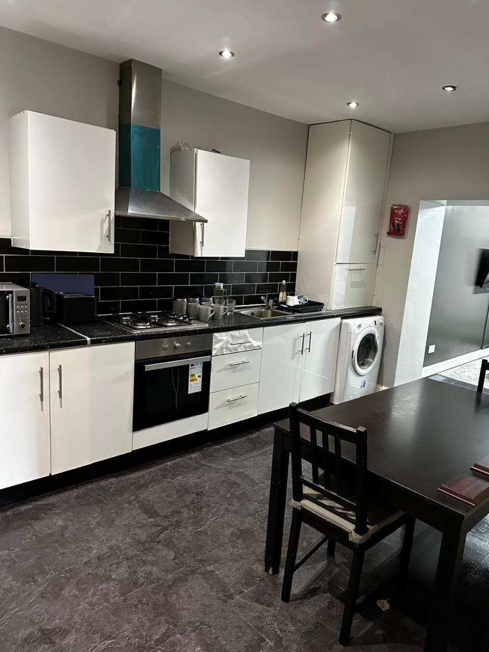Woolpack Aparthotel Huddersfield Kültér fotó